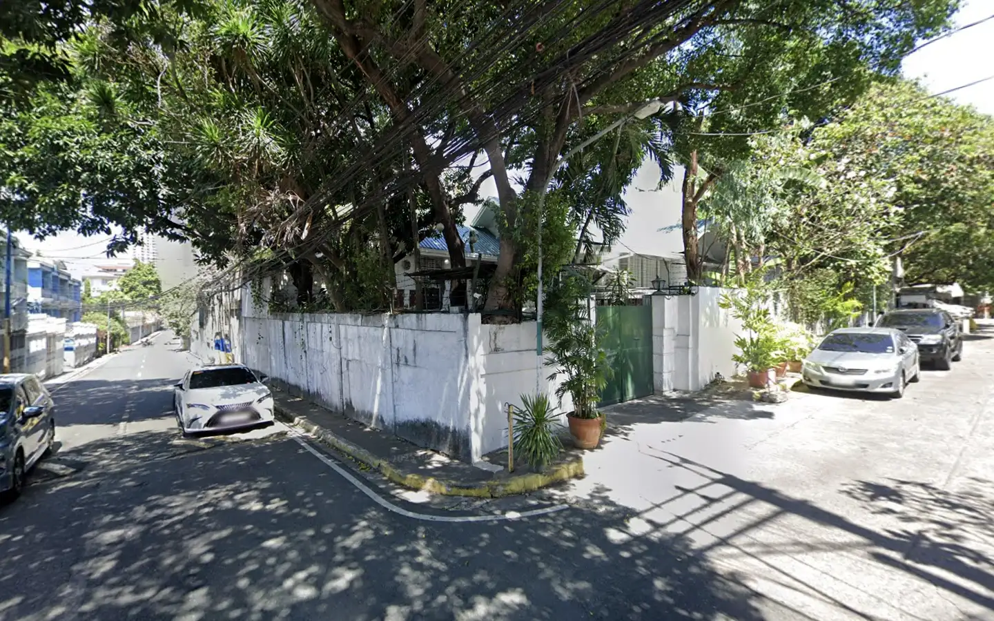 Street view of a property for sale in Mandaluyong